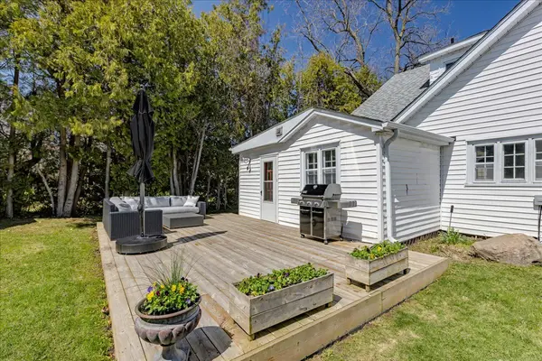 53 Westwind CIR, Georgina, ON L0E 1S0