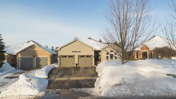 18 Todd DR, Barrie, ON L4N 9K6