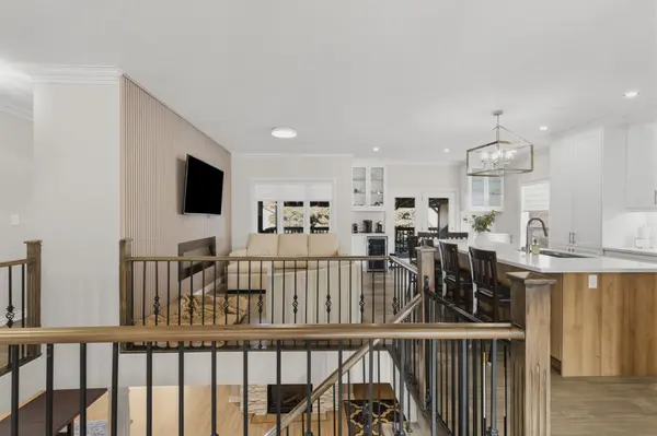 18 Todd DR, Barrie, ON L4N 9K6