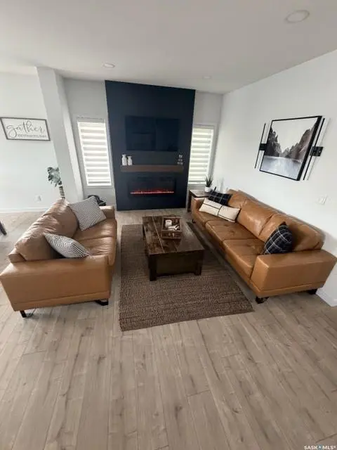 351 Aniskotaw BEND, Saskatoon, SK S7V 1M1