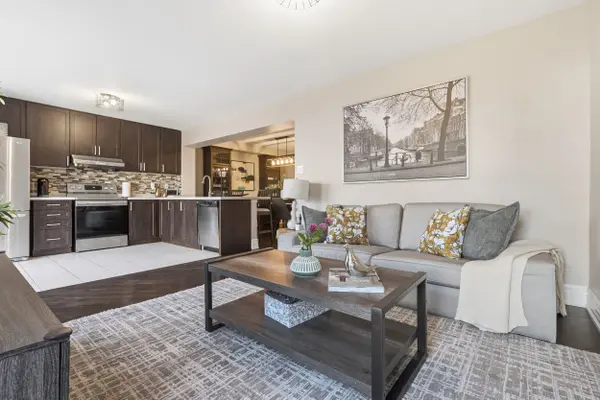 362 Cavanagh LN, Milton, ON L9T 8J9