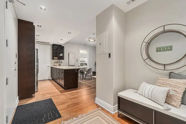 327 Breezehill AVE S #403, Dows Lake - Civic Hospital And Area, ON K1Y 1R6