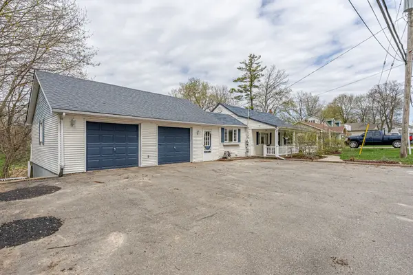 3868 Hamilton RD, Thames Centre, ON N0L 1G2