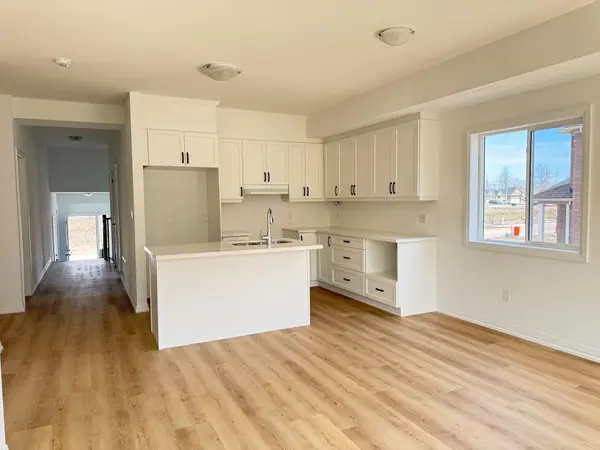 736 Burwell ST, Fort Erie, ON L2A 0E2