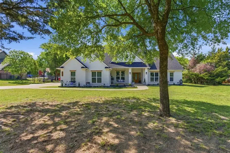 330 Pecan Hollow Circle, Anna, TX 75409