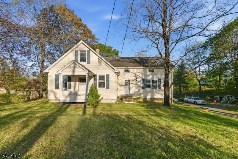 106 Main St, Readington Twp., NJ 08889