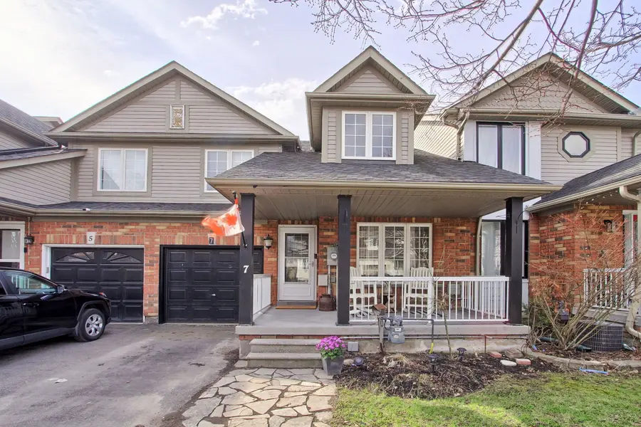 7 Glasgow CRES, Georgina, ON L4P 4A9