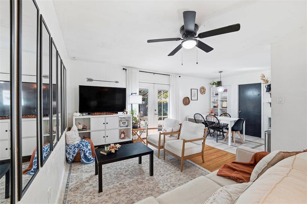 1206 Saturn Drive, Cedar Hill, TX 75104