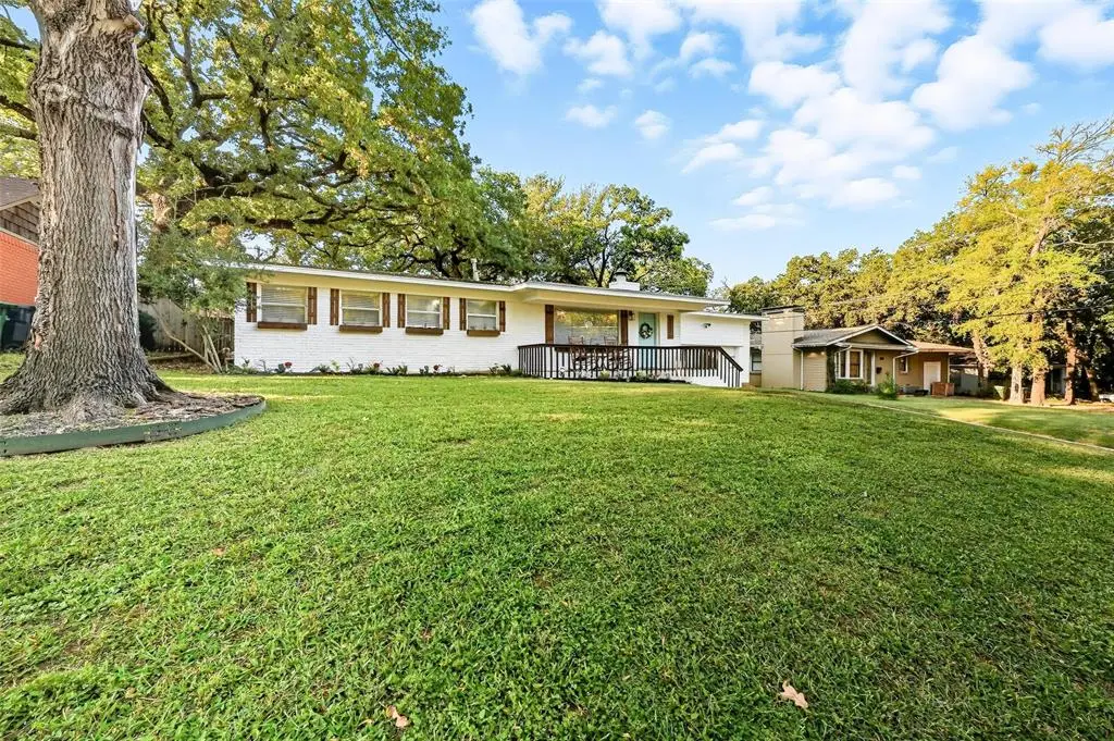 1310 W Cedar Street, Arlington, TX 76012