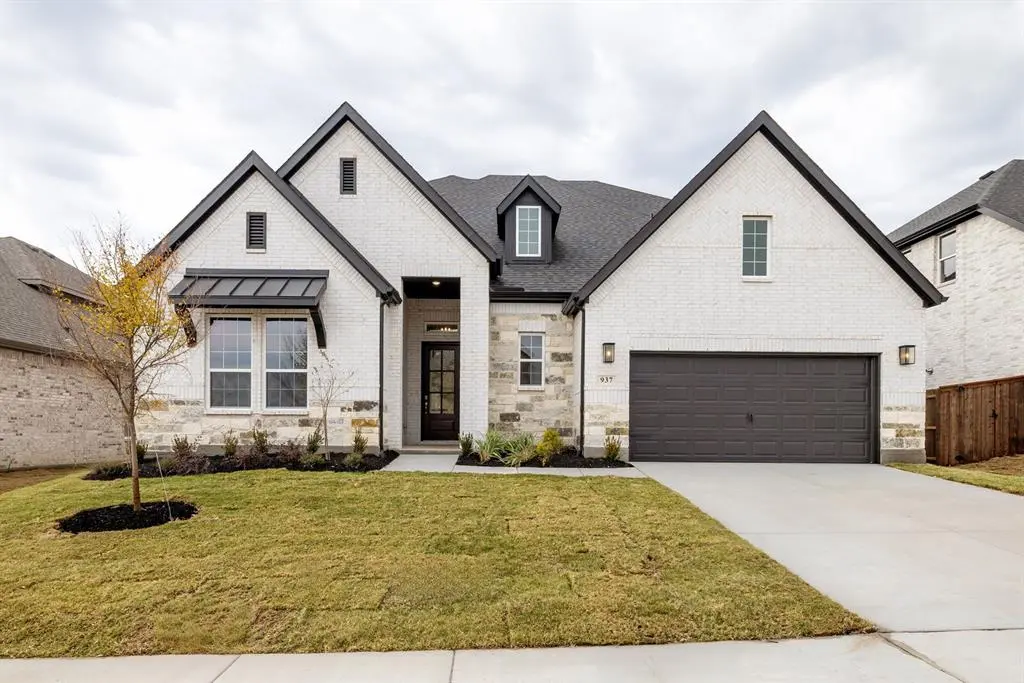 937 Cedar Street, Lavon, TX 75166