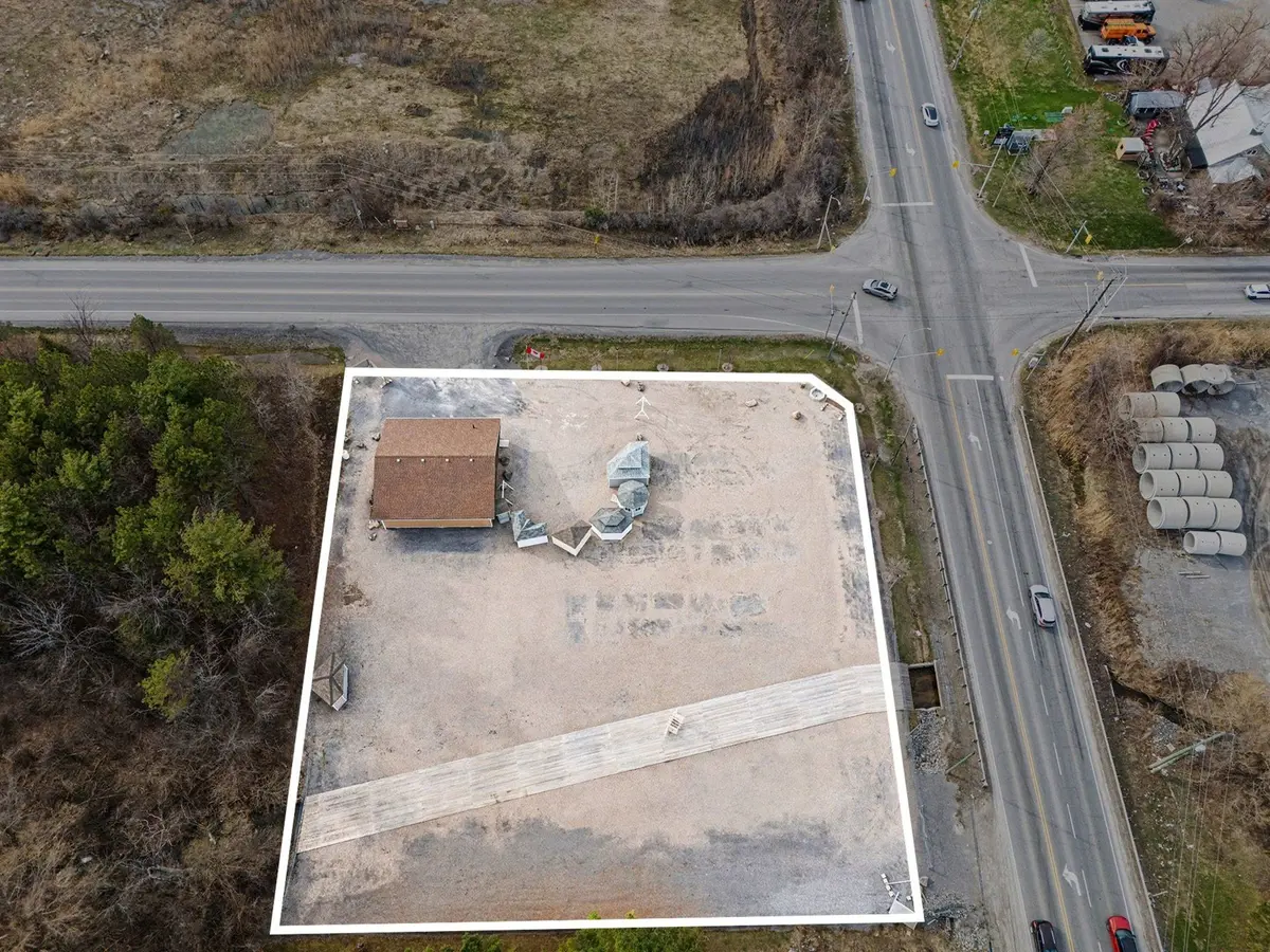 2491 Carp RD, Carp - Huntley Ward, ON K0A 1L0