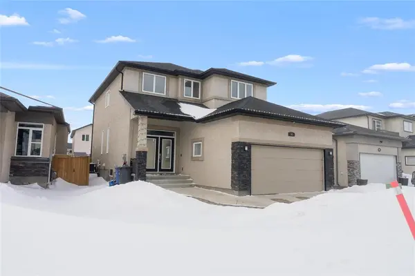 54 Daylan Marshall Gate, Winnipeg, MB R2P 1X9