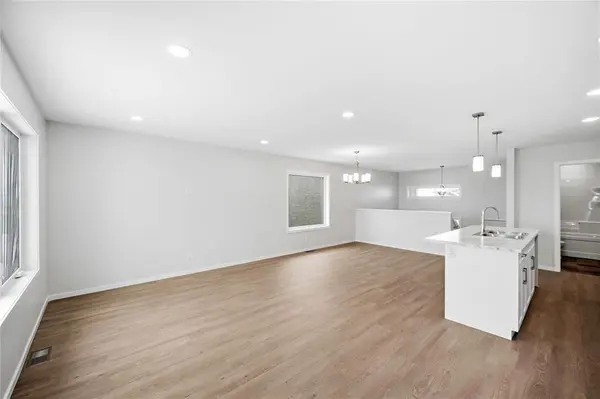 12 Prestwick ST, Niverville, MB R0A 0A1