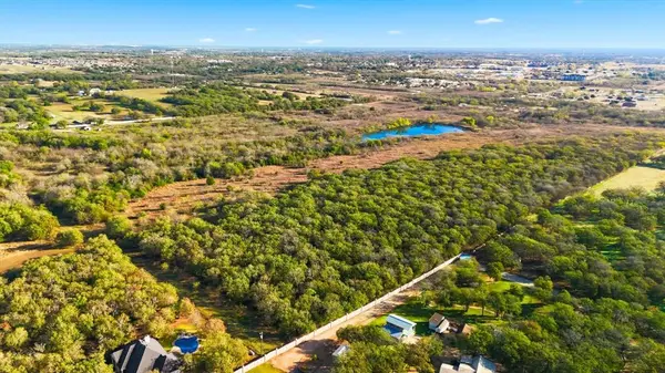 5040 Wagon Wheel Road, Joshua, TX 76058