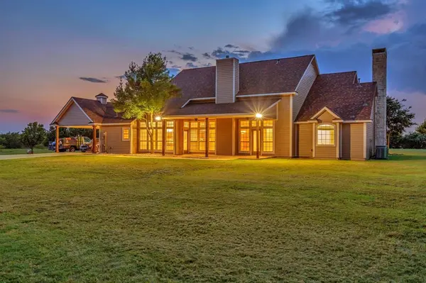 1810 Longbranch Road, Waxahachie, TX 76065