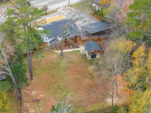 2422 Old Omen Road, Tyler, TX 75701