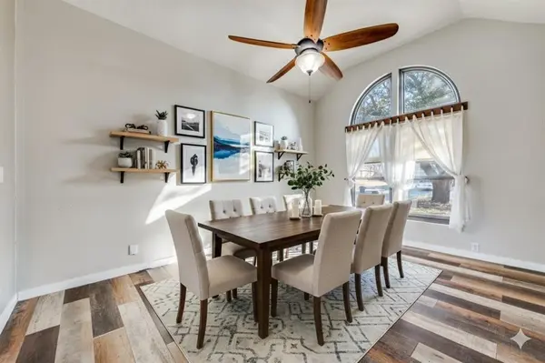 809 Glenwood Court, Mckinney, TX 75071