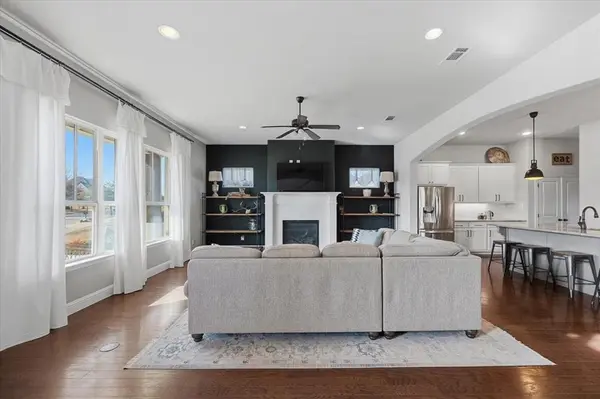 212 Blue Stem Lane, Aledo, TX 76008