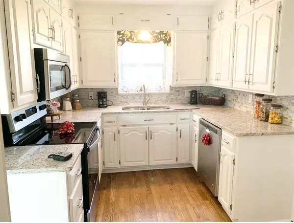 429 S Broadway Street, Bells, TX 75414