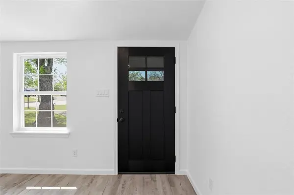 7944 Downe Drive, White Settlement, TX 76108