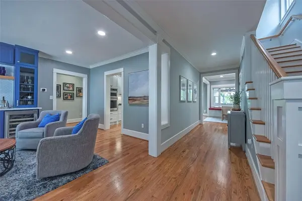 6906 La Vista Drive, Dallas, TX 75214