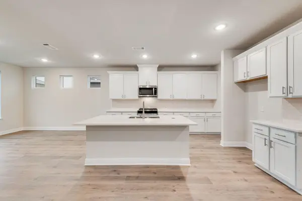 1021 Canoe Way, Crowley, TX 76036