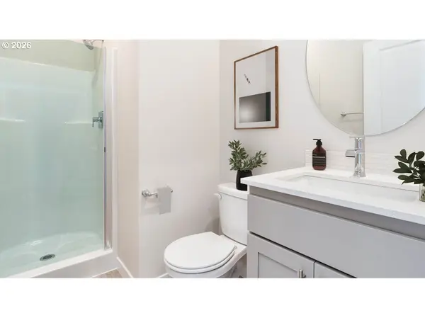 9394 SE Crystal Rose ST, Happy Valley, OR 97086