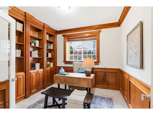 12083 NW BLACKHAWK DR, Portland, OR 97229