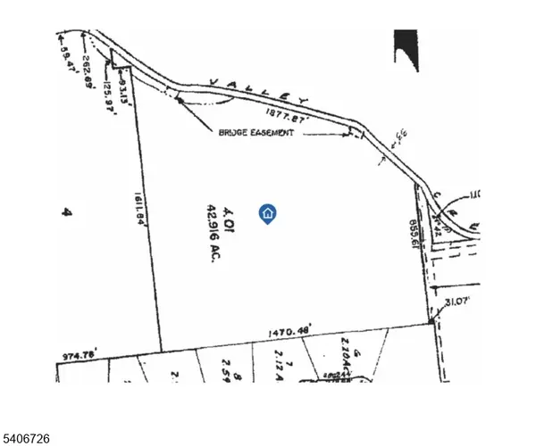 63 Valley Crest Rd, Clinton Twp., NJ 08833