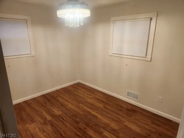 52 Vetrone Dr, Woodland Park, NJ 07424