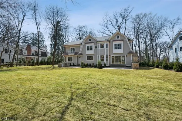 58 Midwood Ter, Madison Boro, NJ 07940