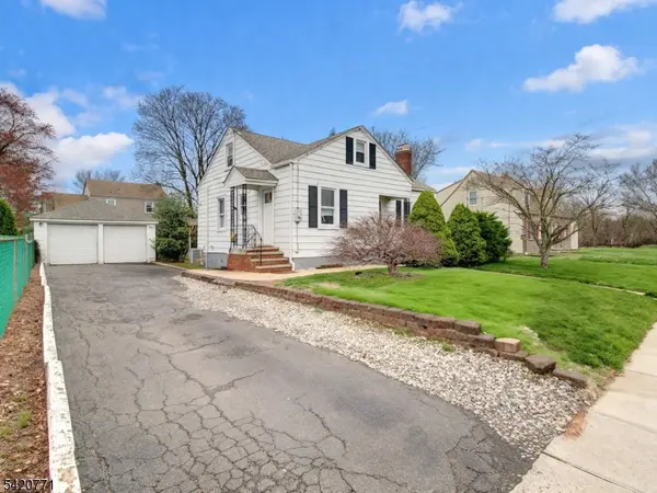 339 N 8Th Ave, Manville Boro, NJ 08835