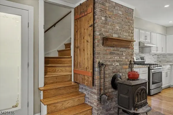 442 Buckhorn Dr, White Twp., NJ 07823