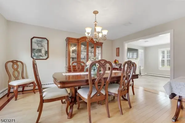 47 Sherbrook Dr, Rockaway Twp., NJ 07866