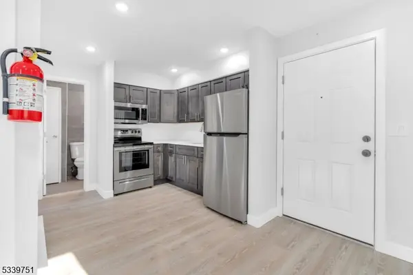 557 S Broad St #C2, Elizabeth City, NJ 07202