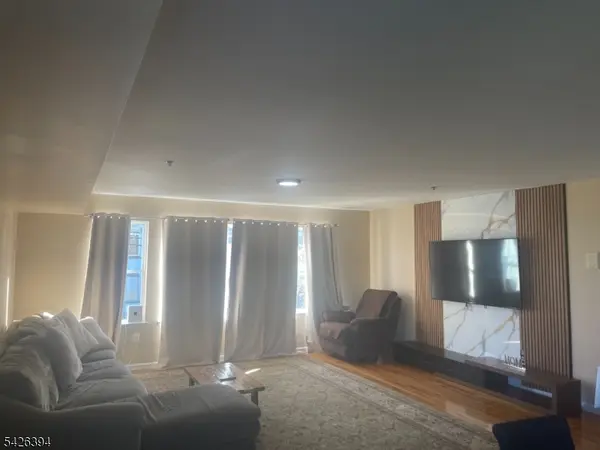 189 Astor St, Newark City, NJ 07114