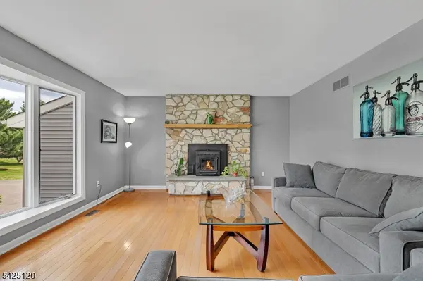 33 Hog Hollow Rd, Alexandria Twp., NJ 08867