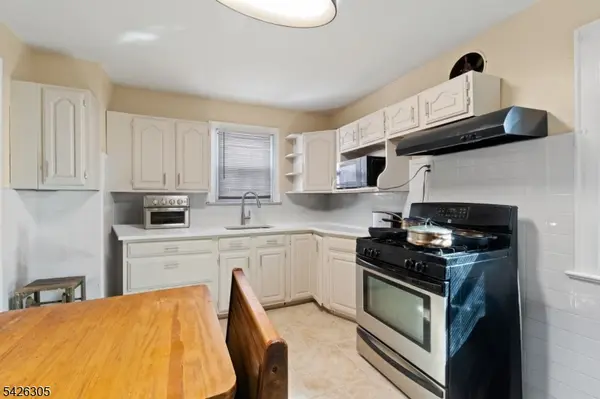 326 Eastern Pkwy, Newark City, NJ 07106