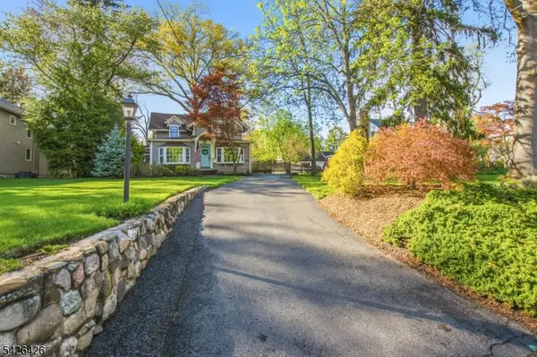 454 S Maple Ave, Glen Rock Boro, NJ 07452