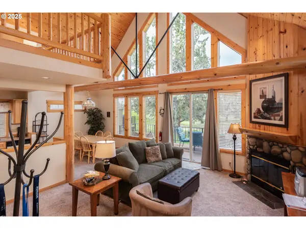 8825 SW CANYON WREN CT, Redmond, OR 97756