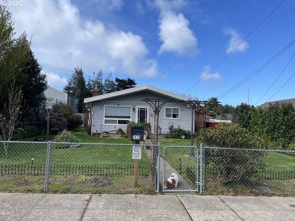 2478 MARION ST, North Bend, OR 97459