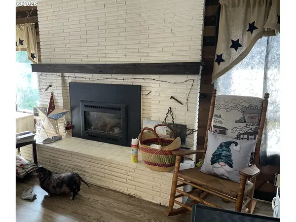 2478 MARION ST, North Bend, OR 97459