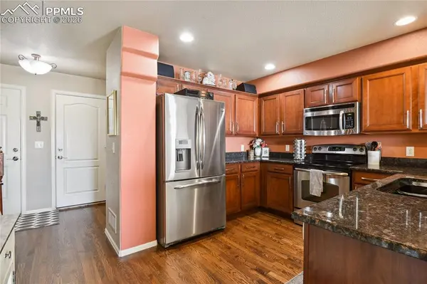 3757 Homestead Mesa HTS, Colorado Springs, CO 80917