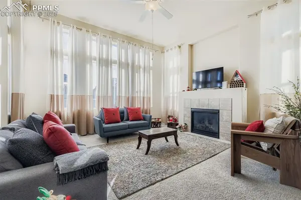 5835 Thurber DR, Colorado Springs, CO 80924