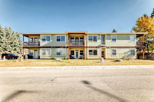 1321 18 AVE, Didsbury, AB T0M 0W0