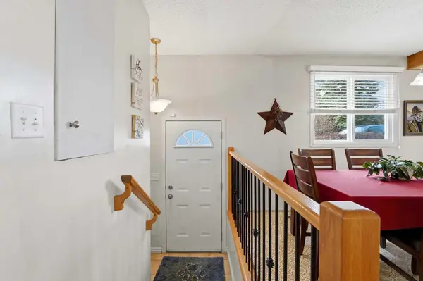 69 Wright AVE, Red Deer, AB T4N 5X5