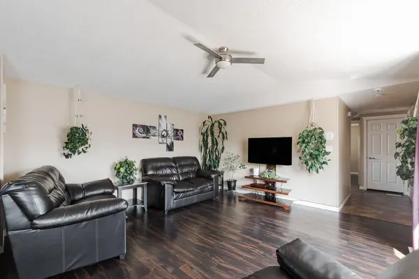 113 Mustang RD, Fort Mcmurray, AB T9H 5K5