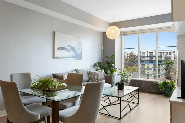 2307 14 ST SW #303, Calgary, AB T2T 3T5