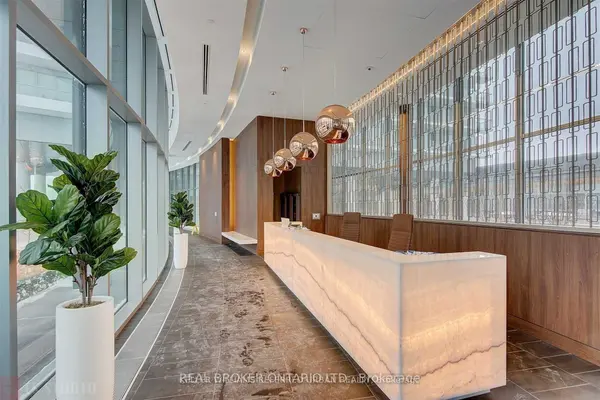 117 Mcmahon DR #1905, Toronto C15, ON M2K 2X9