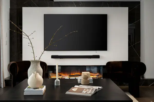 342 Spadina RD #405, Toronto C03, ON M5P 2V4